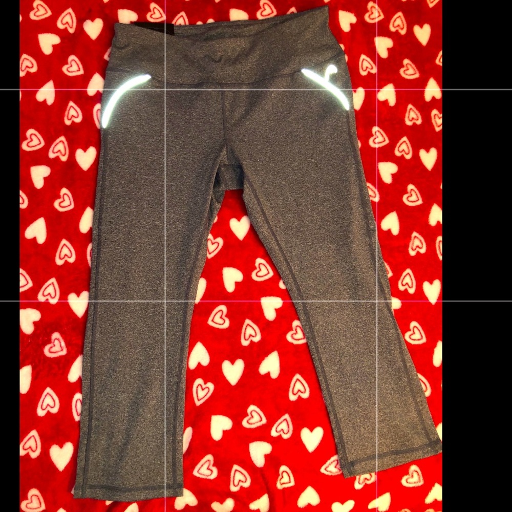 Right Capri leggings